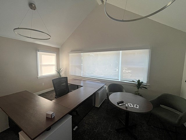 Manual Roller Shade with Fascia, photo 1 of 8